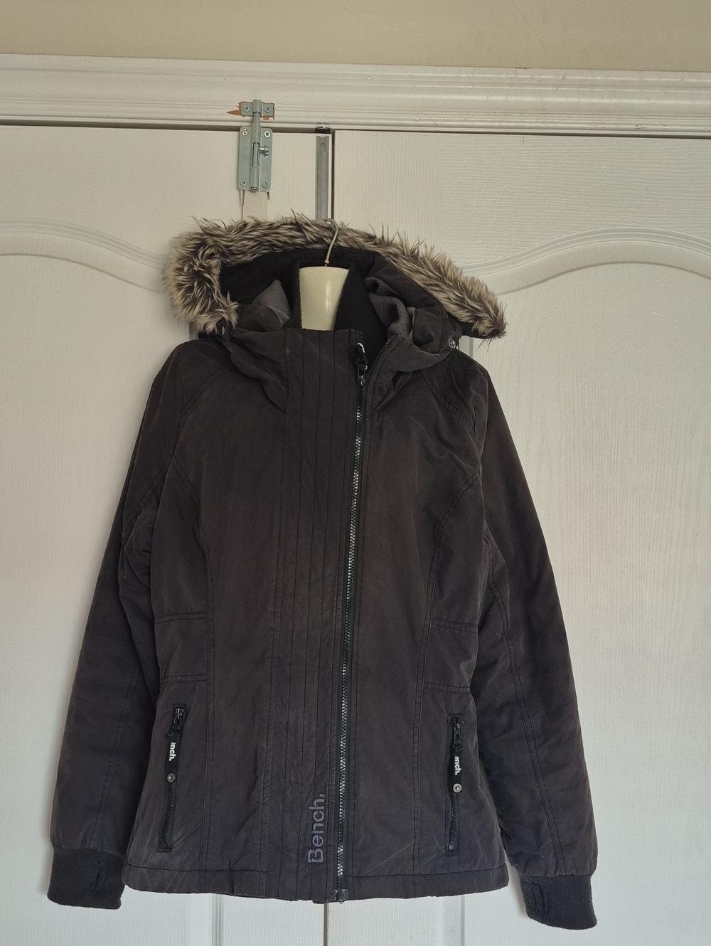 Bench Women's Dark Black Faux-Fur Trim Winter Jacket